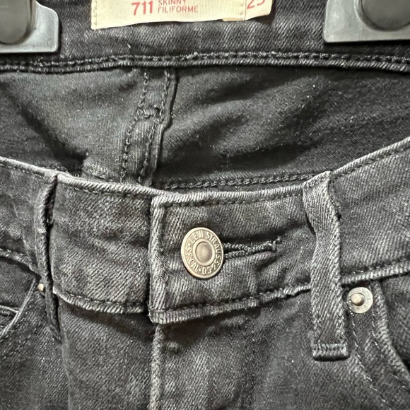 Levi’s 711 black skinny jeans - Picture 1 of 4